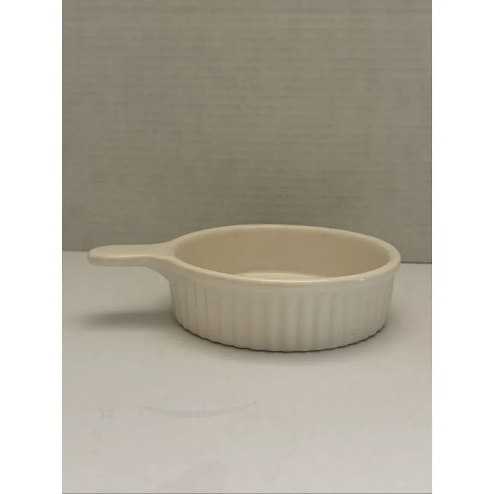 Vintage Strawberries & Floral White Round Stoneware Baking Dish with Handle